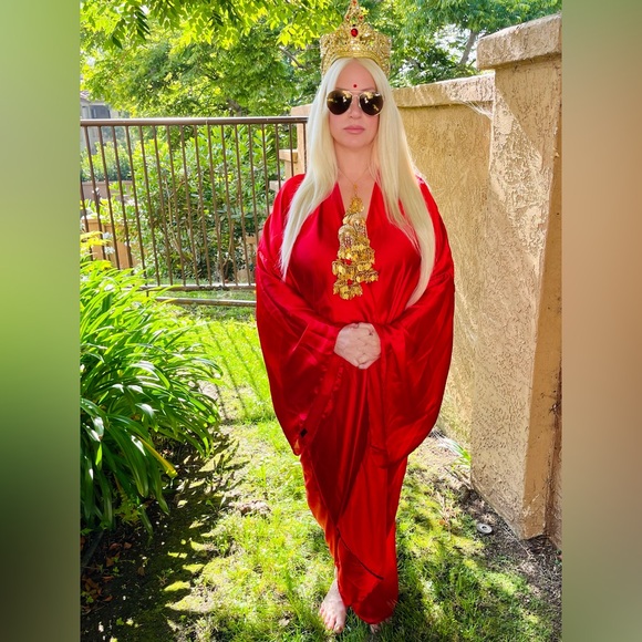 SEXY FLOWY ETHEREAL OVERSIZED LIGHTWEIGHT SATIN KIMONO ❤️ - Picture 5 of 6